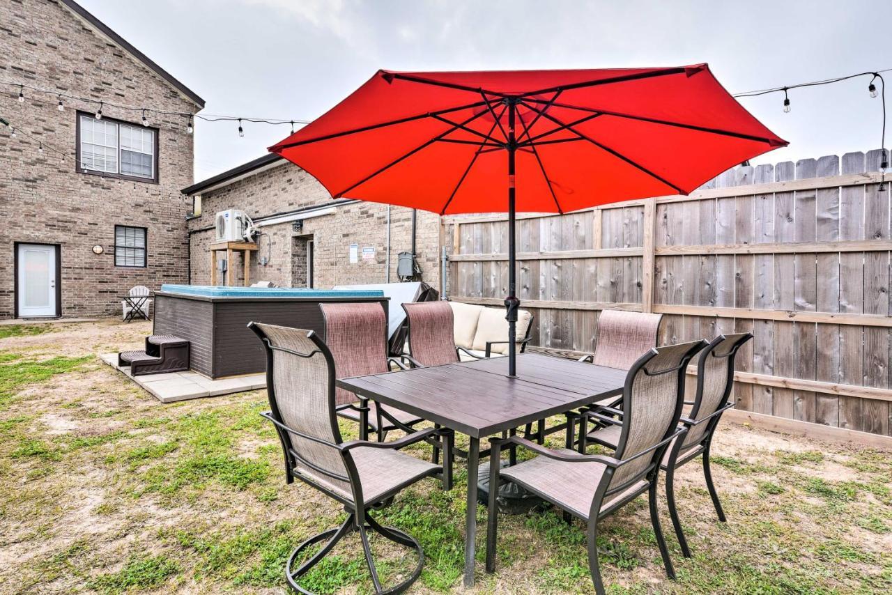 Beautiful Galveston Apt With Deck Less Than 3 Mi To Dtwn! מראה חיצוני תמונה