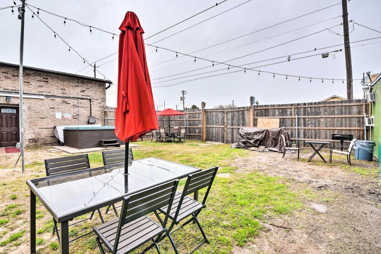 Beautiful Galveston Apt With Deck Less Than 3 Mi To Dtwn! מראה חיצוני תמונה